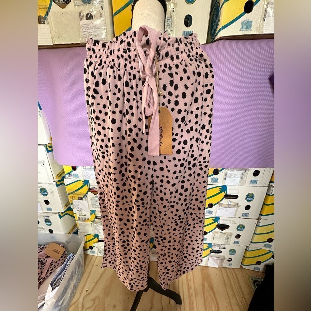 NWT Listicle Pants